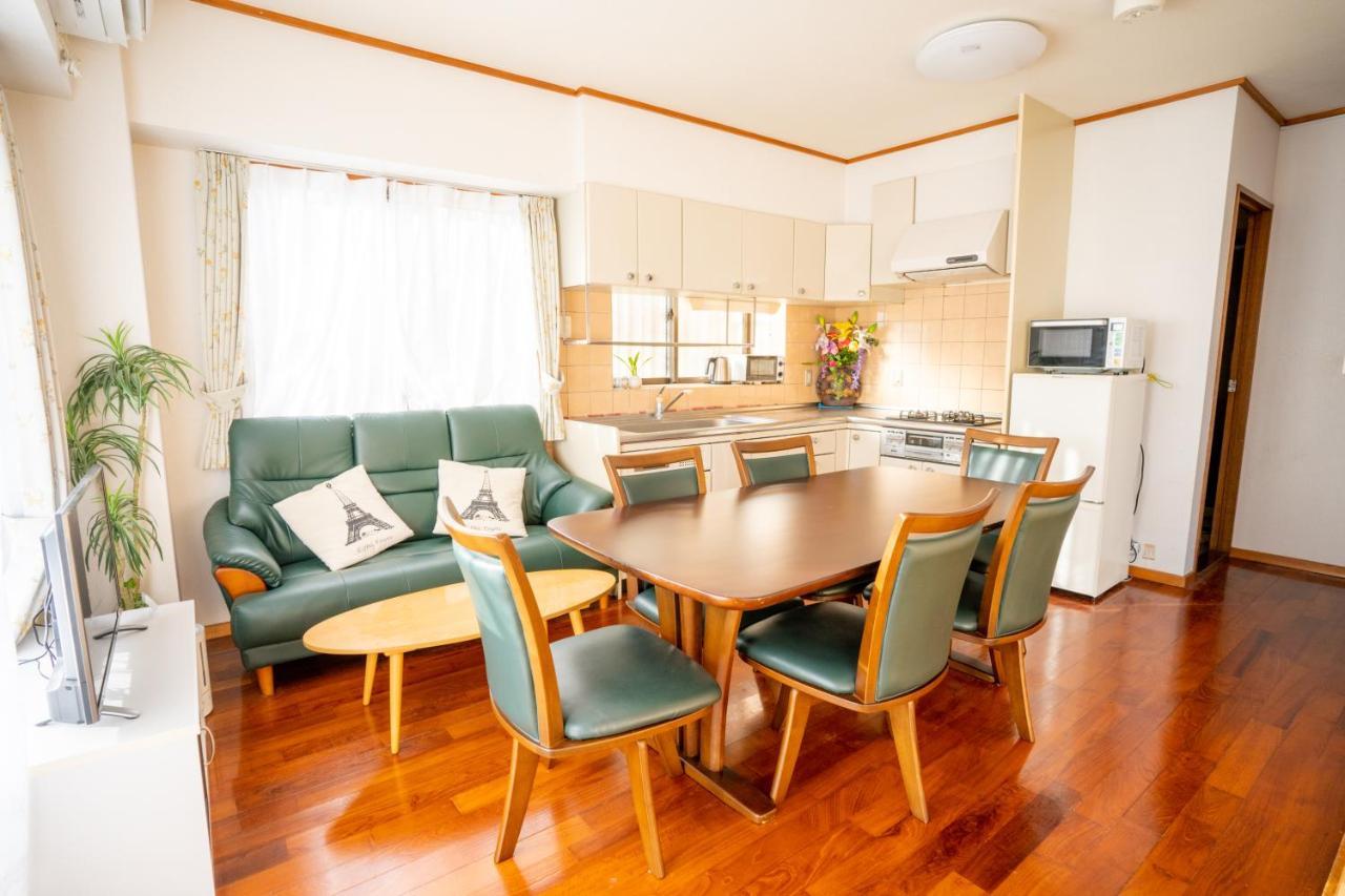 Apartament スマイルハイツ Naha Zewnętrze zdjęcie